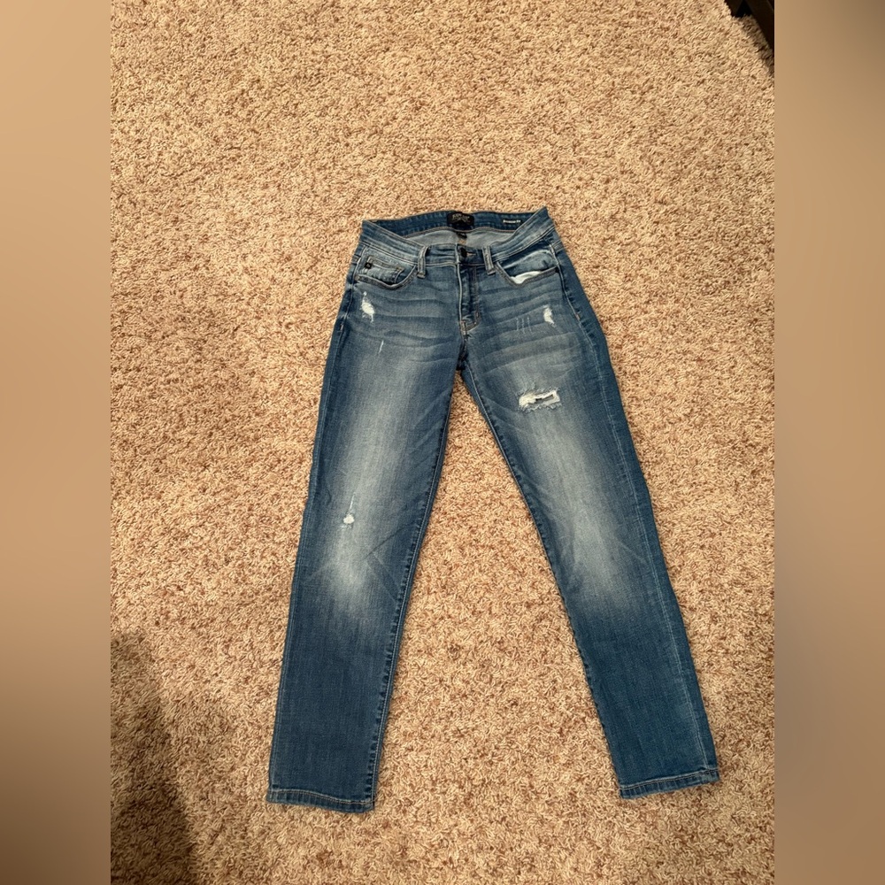 Judy Blue Stylish Blue Distressed Women Jeans Boyfriend fit